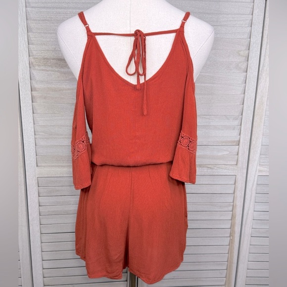 MOSSIMO Boho Shortie Romper with Cold Shoulder & Crochet Details Rust-Medium - Picture 4 of 4